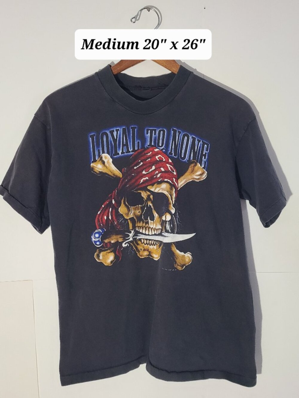 Vintage 90s Pirate Skull & Bones "Loyal To None" Black Faded Medium T-Shirt